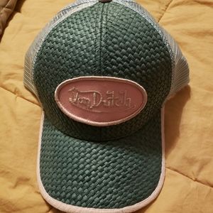 Von Dutch trucker snapback hat. NWOT